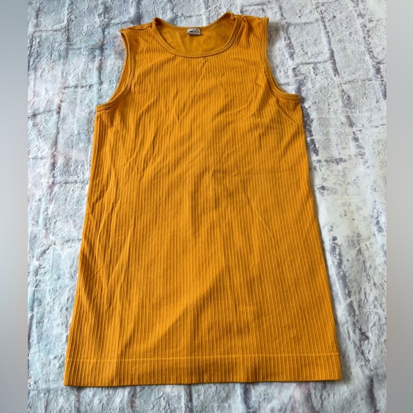 S Zyia Active Brick Mustard Yellow  Parallel Ribbed Tank Top Small Active Sports - Picture 1 of 7